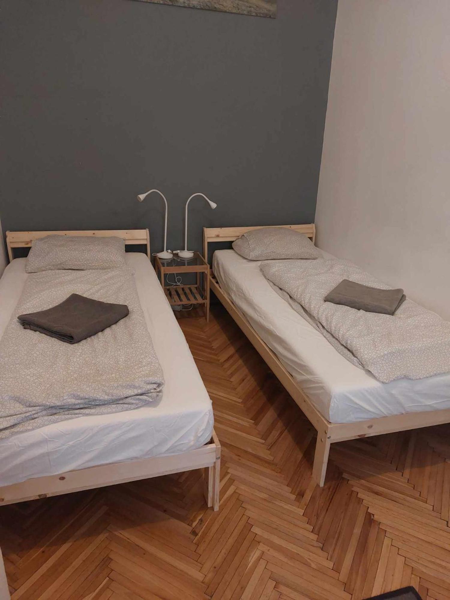 Free Parking Sega Rally Apartment Budapest Exterior foto